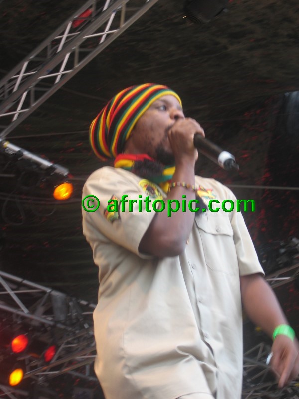 ../Images/Summerjam2005_4 132.jpg